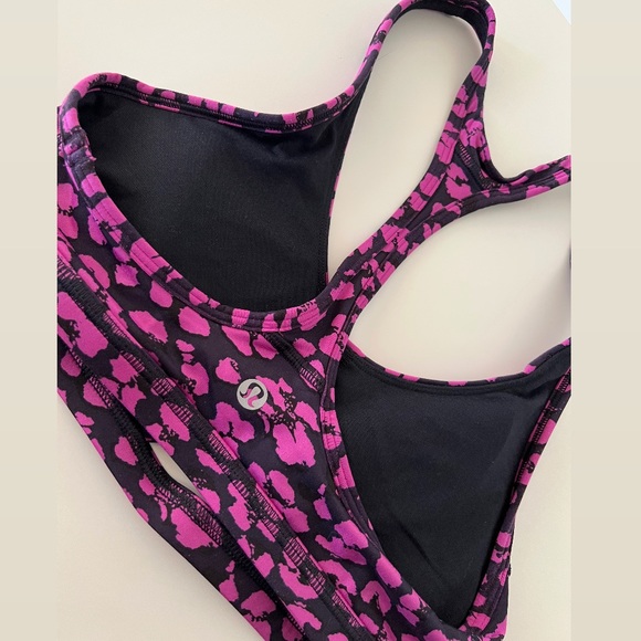 lululemon | bra | blue and pink print | size 6 - Picture 3 of 5